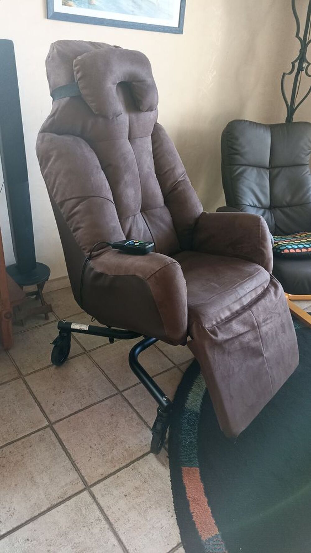  fauteuil relax &eacute;lectrique m&eacute;dicalis&eacute; marron Electroménager