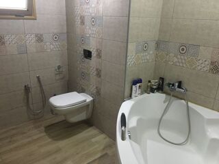  Villa � vendre 10 pi�ces 260 m� Chott meriam, tunisie