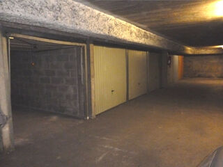  Parking / Garage � louer 11 m� Paris