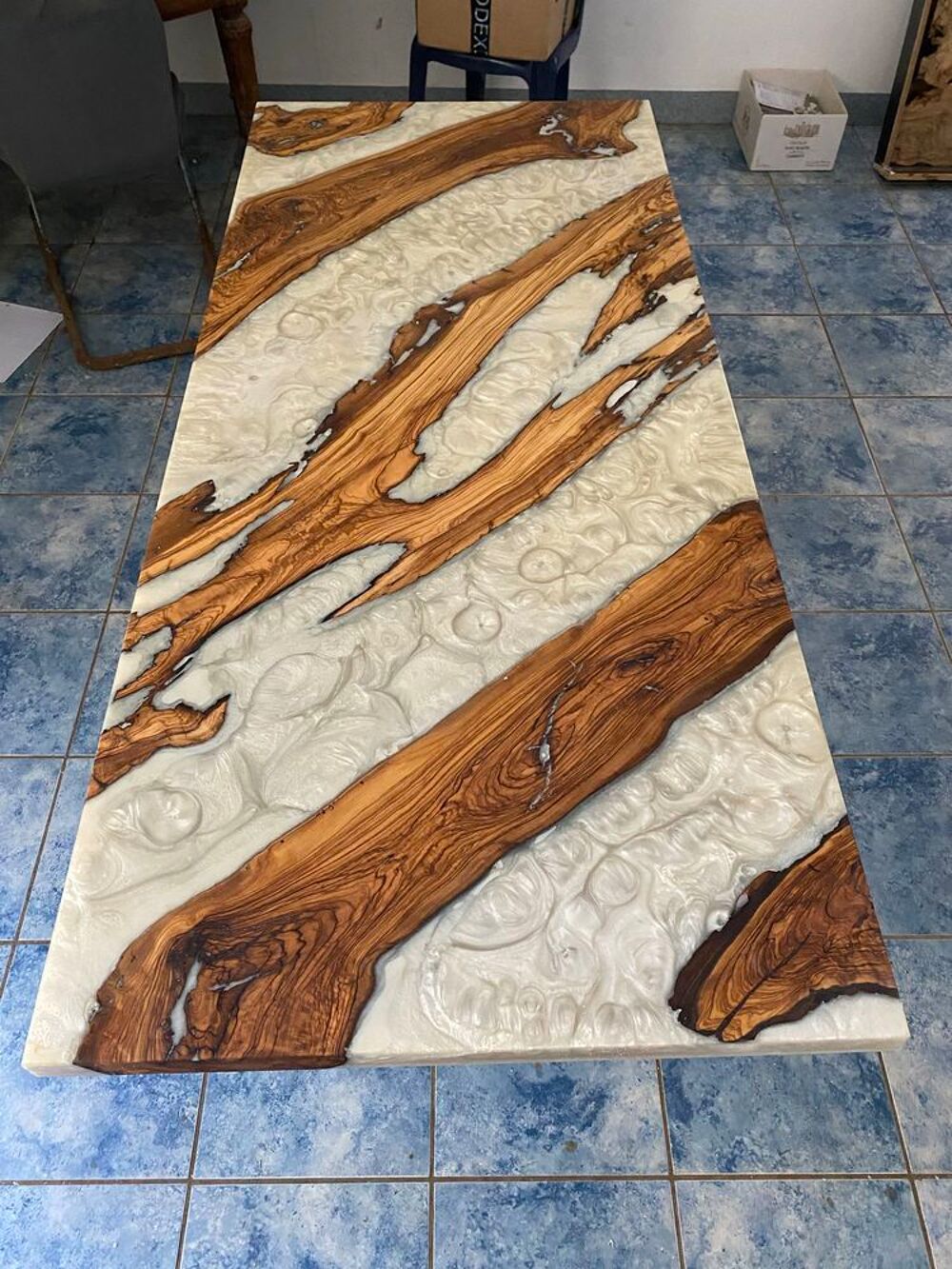table en suar Meubles
