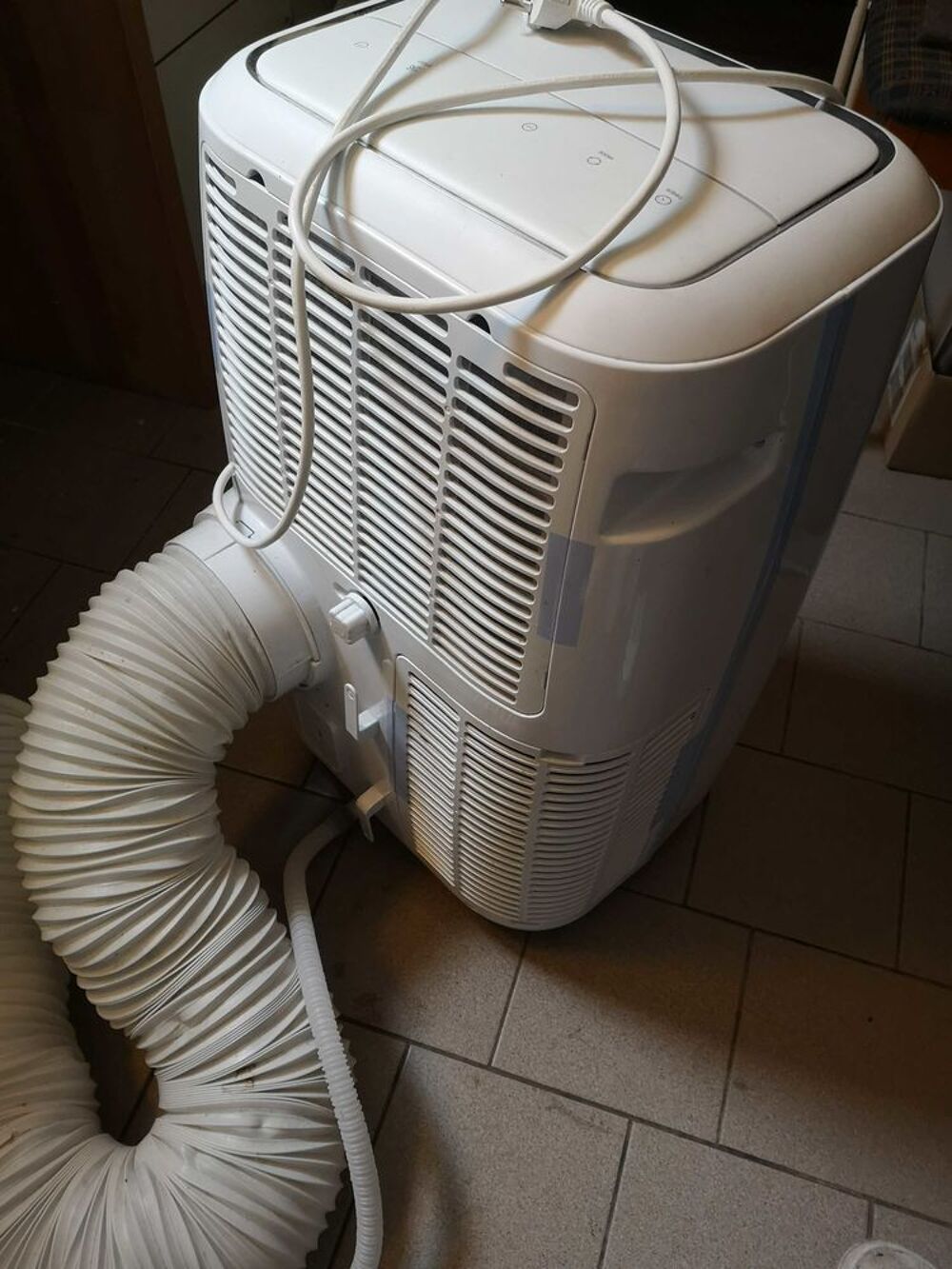 c&egrave;de climatiseur et machine &agrave; laver Cuisine