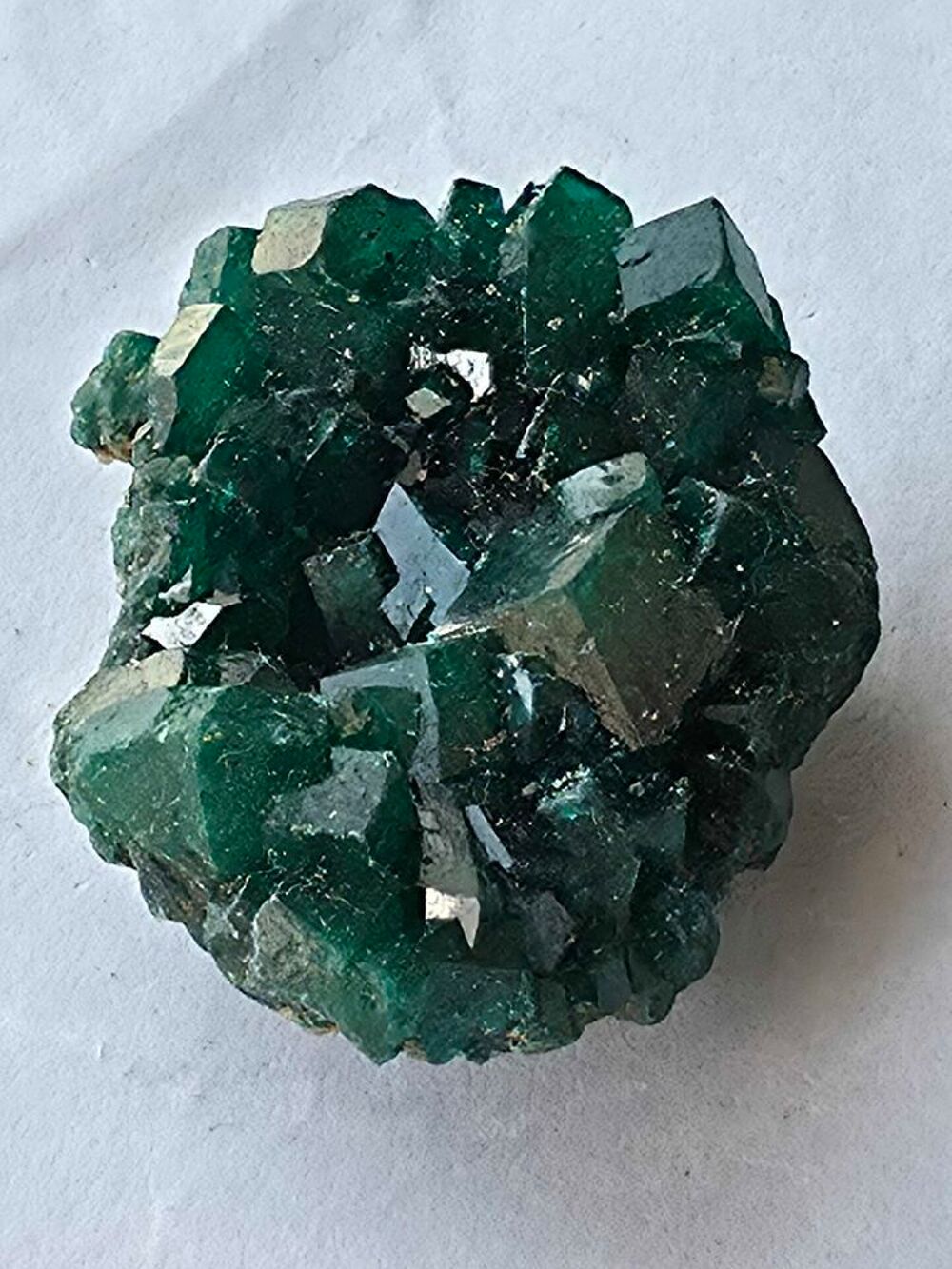Cristaux de Dioptase Verte sur Matrice (RDC)-17g 