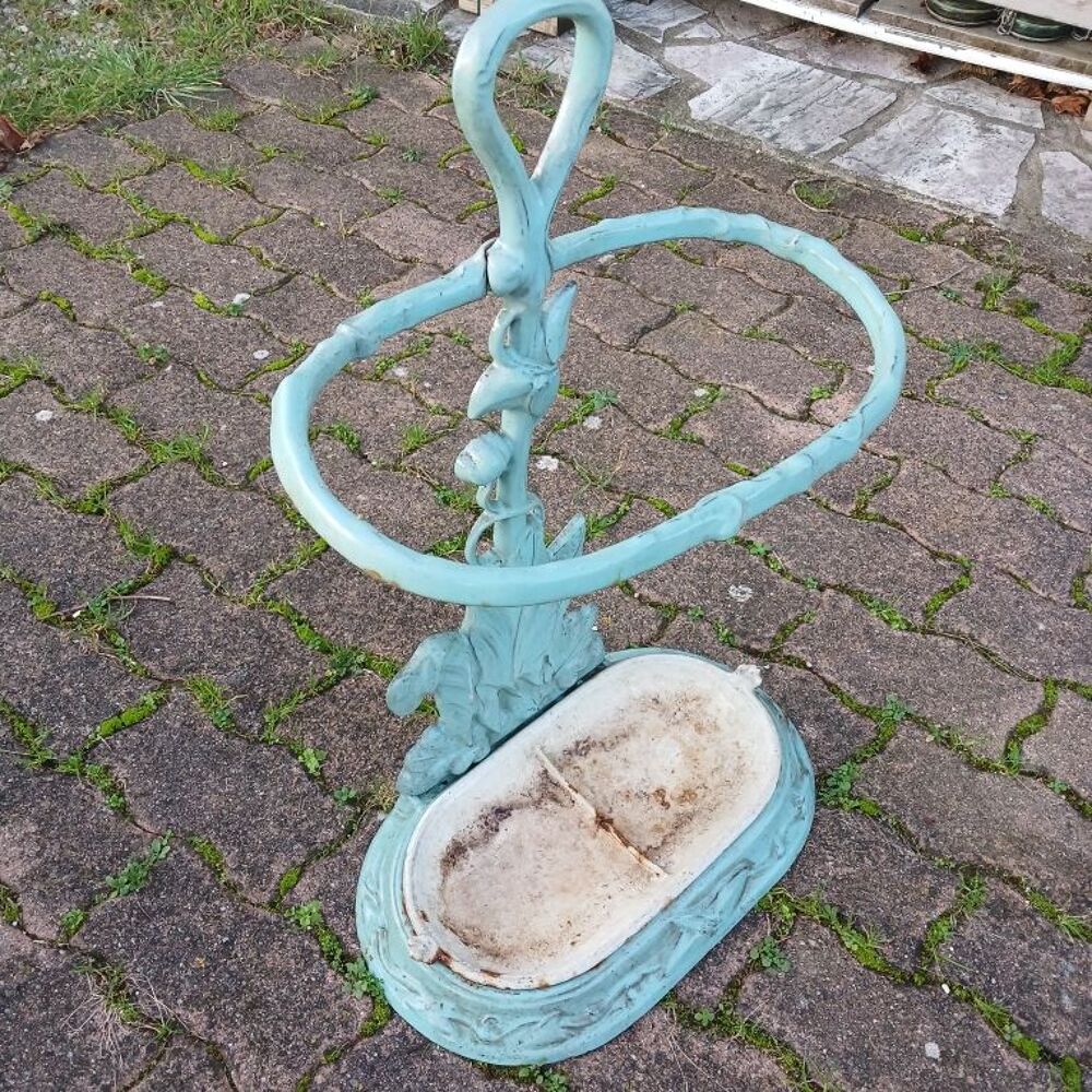 porte-parapluie 2 (ou cannes) vintage
Décoration