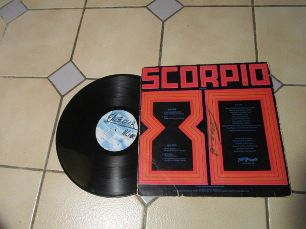 VIEUX VINYLE"SCORPIO UNIVERSEL 1980" CD et vinyles