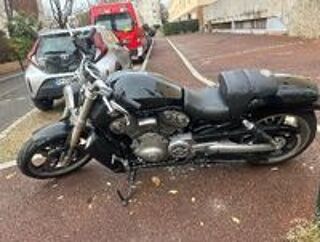 HARLEY-DAVIDSON 2017 occasion 53240 Saint-Jean-sur-Mayenne