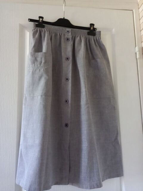 Jupe grise taille M-L vintage Villiers (86)
