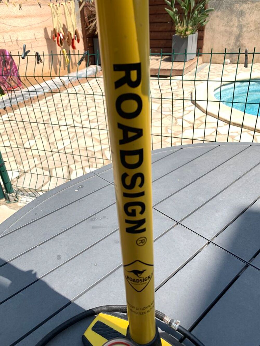 Pompe &agrave; v&eacute;lo " Roadsign " Sports