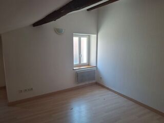  Appartement à louer 3 pièces 90 m²
