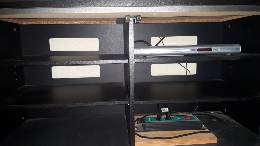 Meuble TV noir en bois Meubles