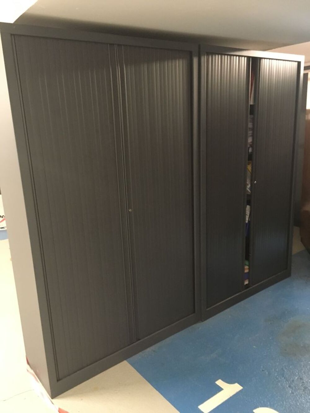 Mobiliers de bureaux Meubles