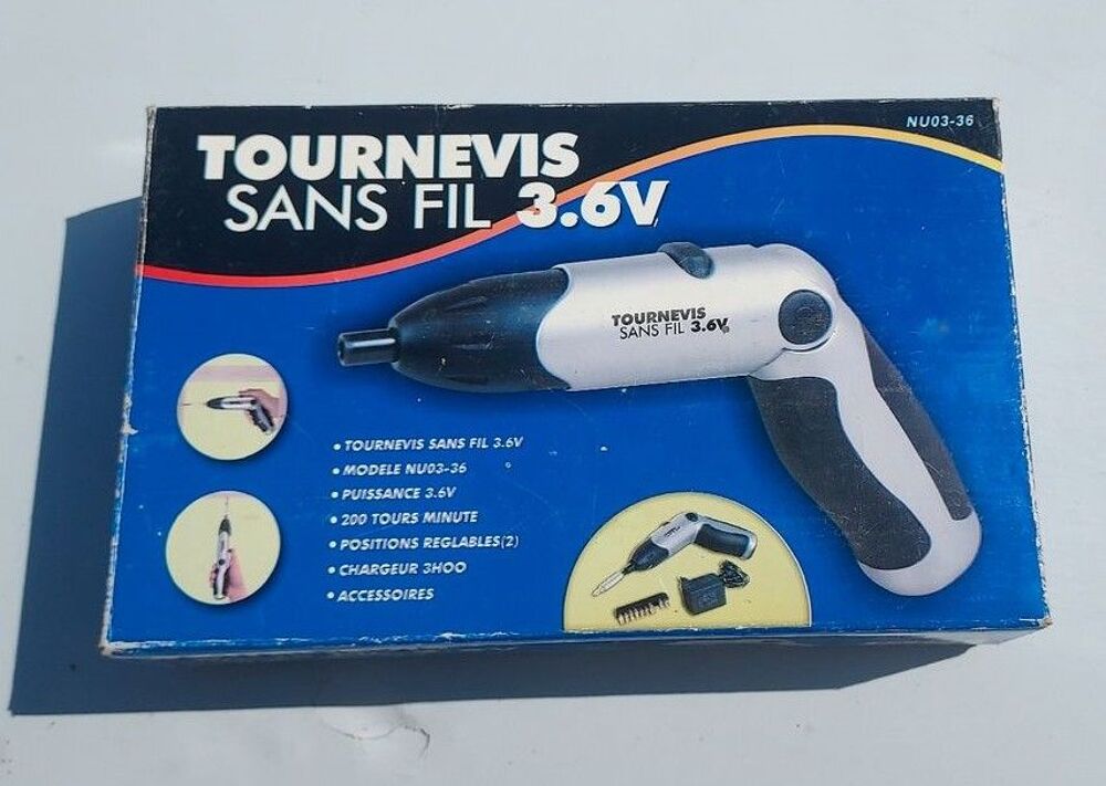 Tournevis sans fil. Bricolage