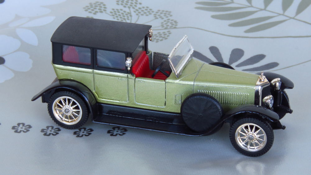 Voiture miniature Panhard 1/43 
