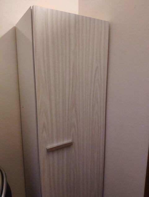 Meuble haut à balai formica blanc parfait état 40 Bourges (18)