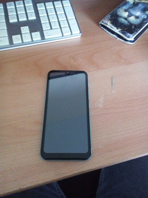 Smartphone wiko Y62 100 Villiers-Charlemagne (53)