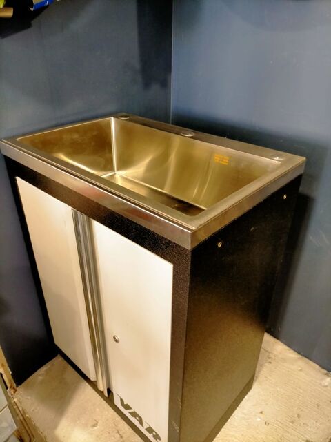 Meuble industriel 2 portes / vier de marque VAR 590 Sartrouville (78)