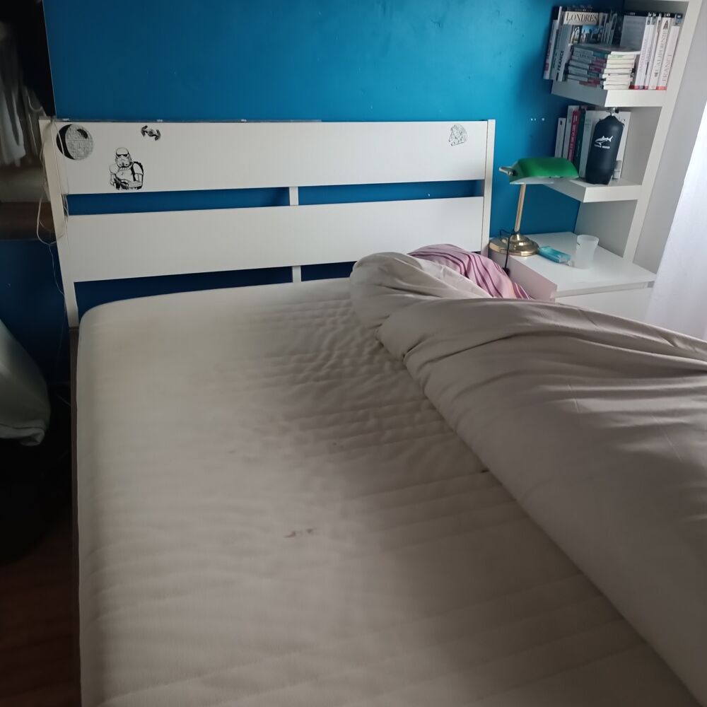 Lit 140x200 +matelas Meubles