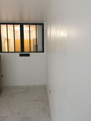  Appartement à louer 2 pièces 50 m²