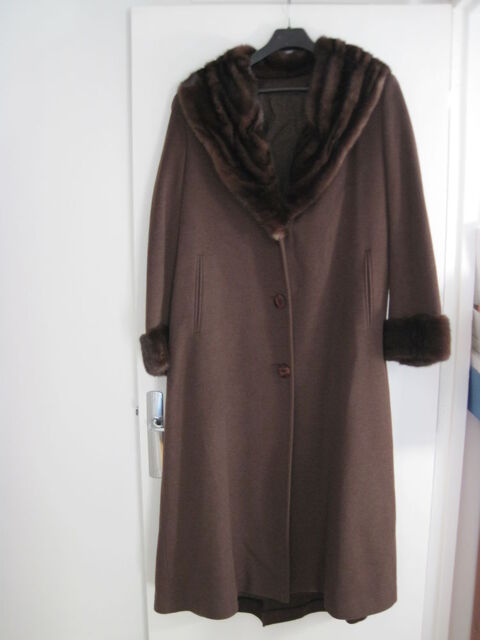 Manteau laine angora et cachemire Sprung Frères 400 Courbevoie (92)