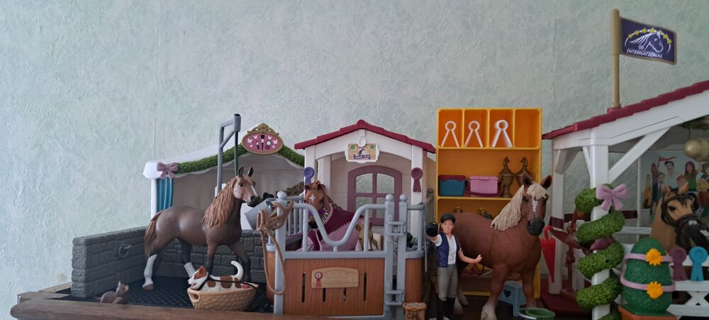 Figurines Schleich et Disney Jeux / jouets