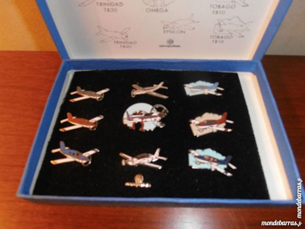 Collection pins a&eacute;rospatiale + Divers (28A) Cuisine