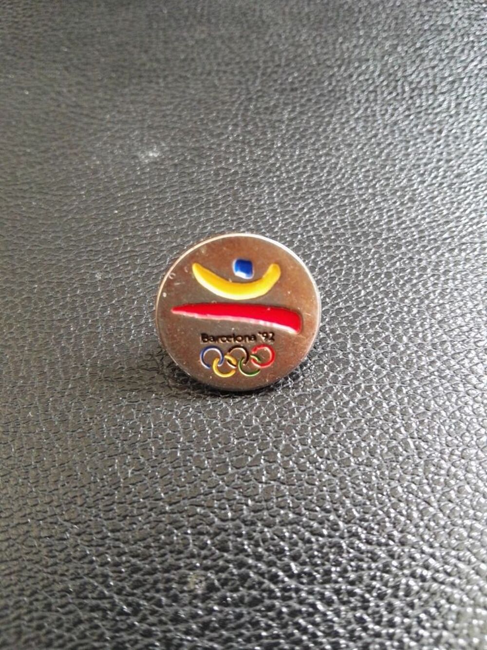 jeux olympiques Albertville Barcelone 92 lot de 2 pin's 