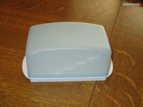 2 Beurriers tupperware bleu translucide et blanc neuf 8 Mrignies (59)