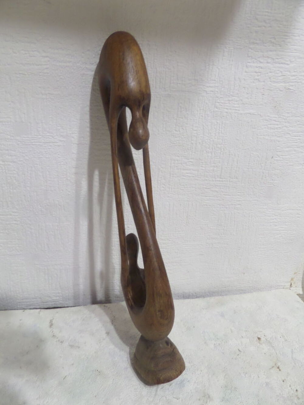 statuette en bois 
Décoration