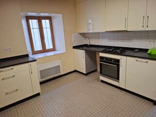  Maison � louer 5 pi�ces 75 m� Engomer