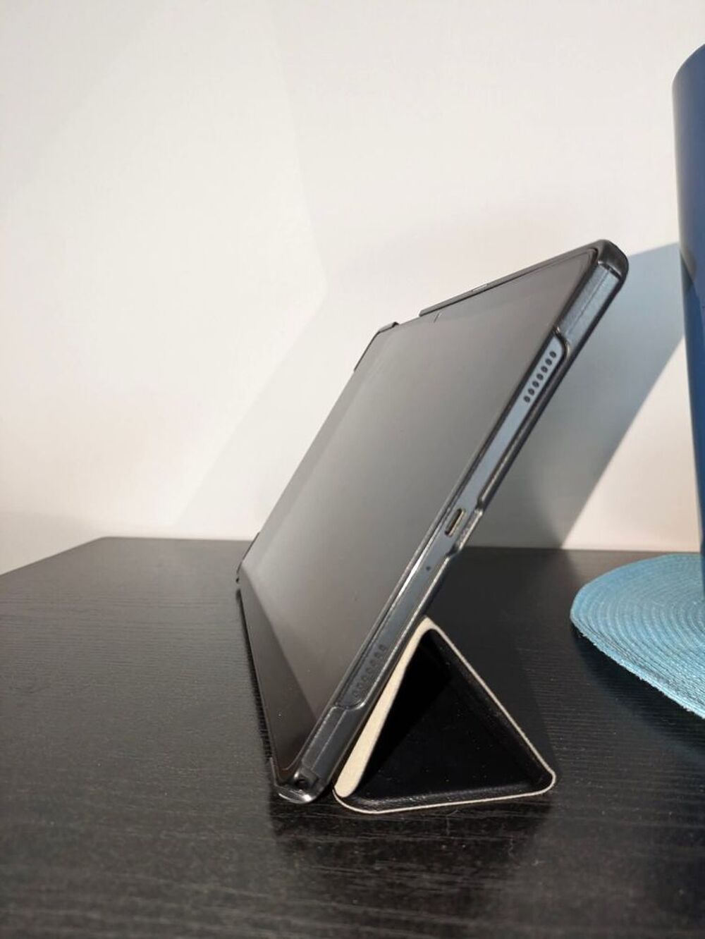 Tablette encore sous garantie, avec facture Téléphones et tablettes