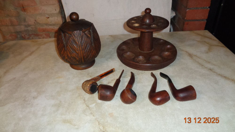 ENSEMBLE POUR FUMEUR DE PIPES 