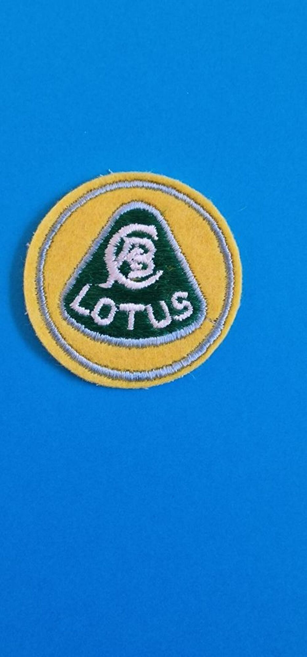 &Eacute;CUSSON * LOTUS 