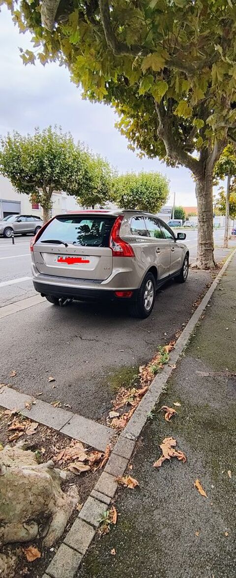 Volvo xc60 D4 163 ch Stop&Start Momentum Busine