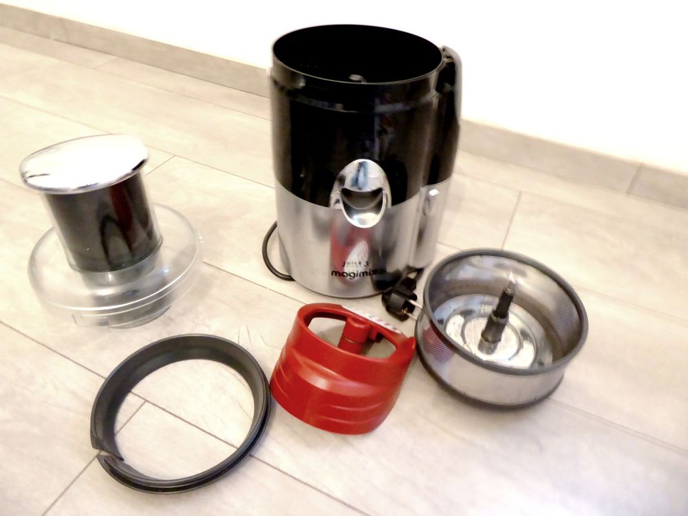 MAGIMIX JUICE EXPERT 3 CHROME
Electroménager