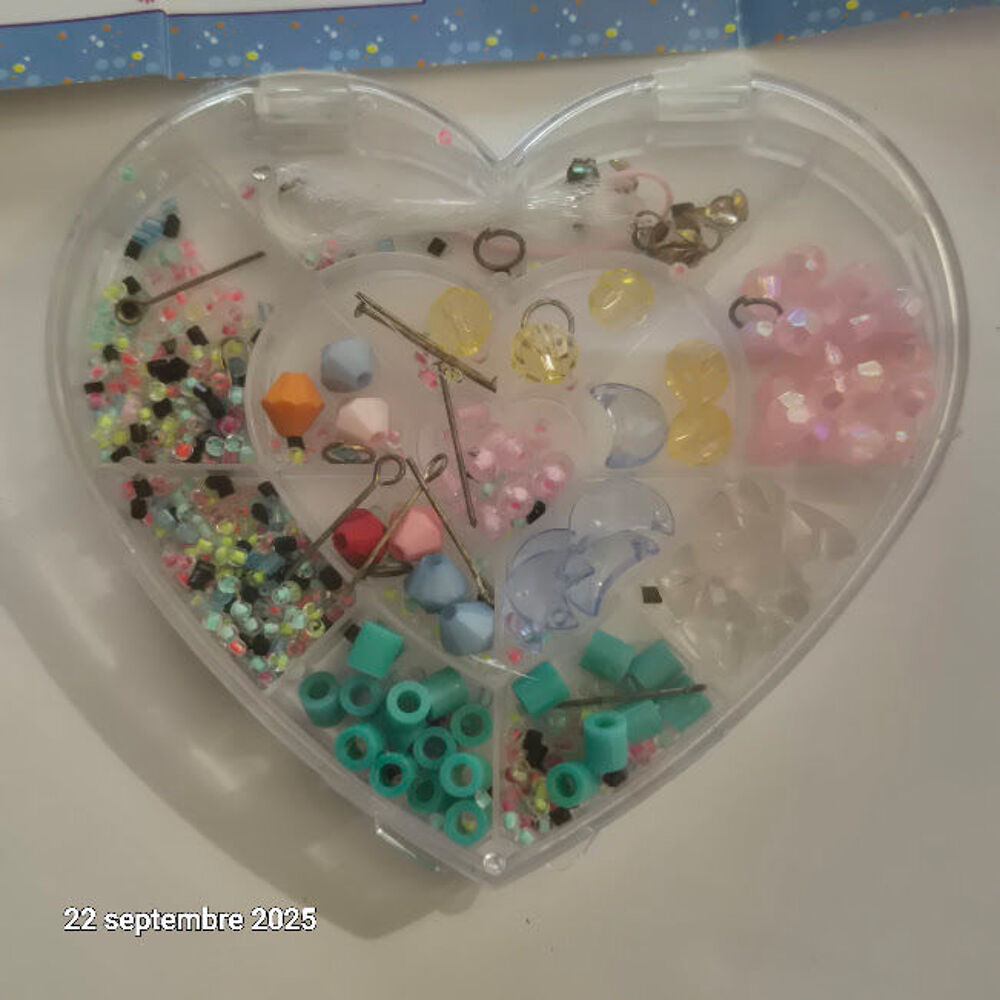 Kit de bricolage pour enfants avec des perles et des rocail Jeux / jouets