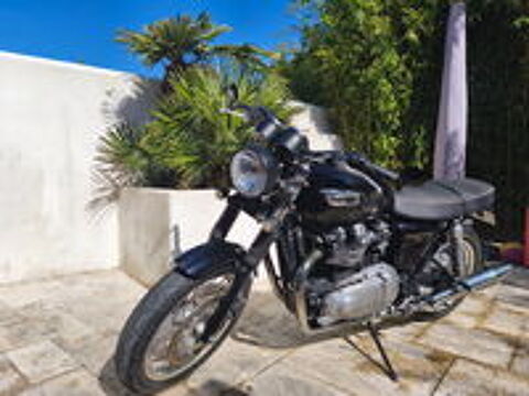 TRIUMPH 2013 occasion 17200 Royan