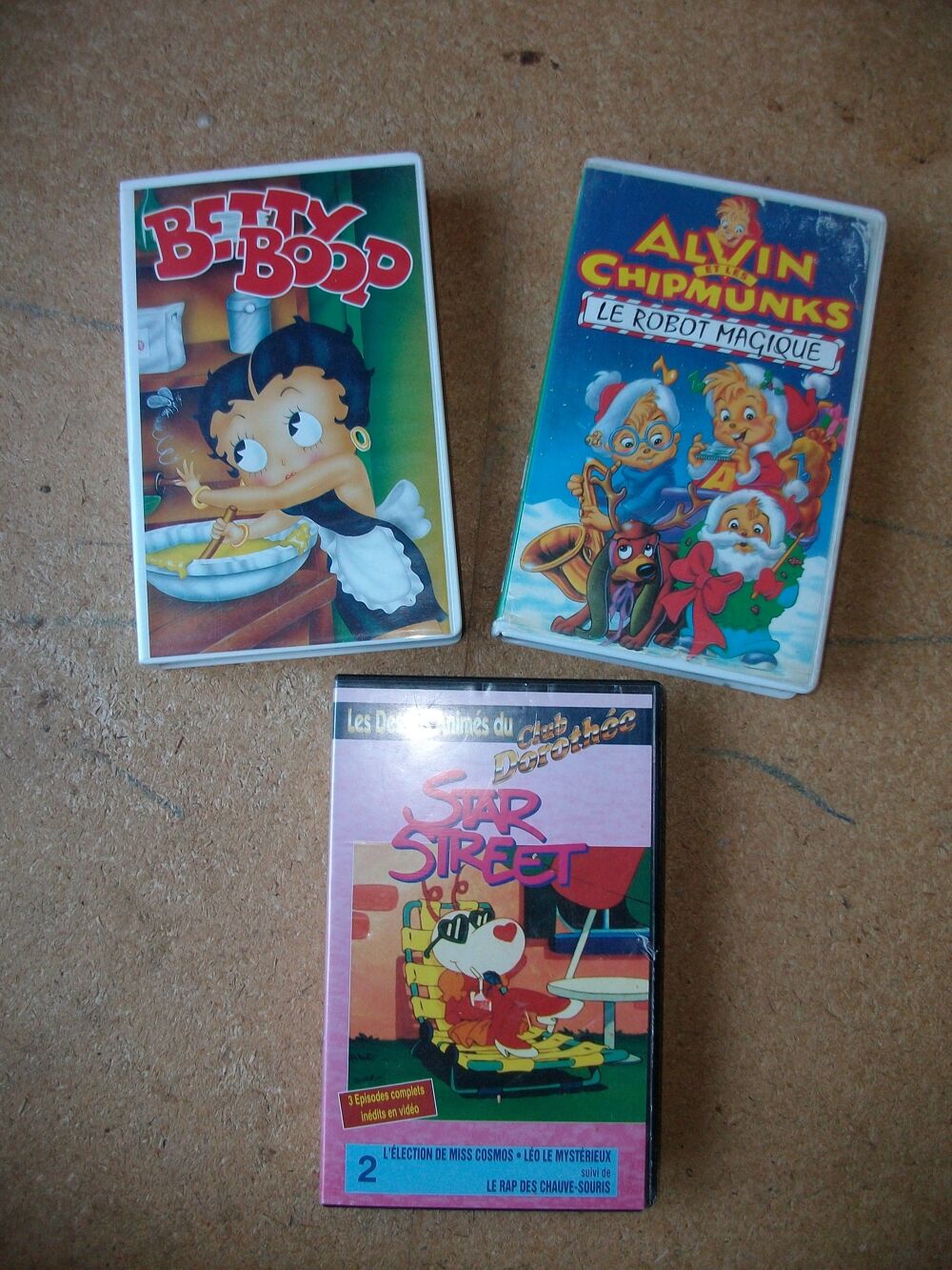 Diverses K7 Vid&eacute;os Dessins Anim&eacute;s &agrave; 0,10 € DVD et blu-ray