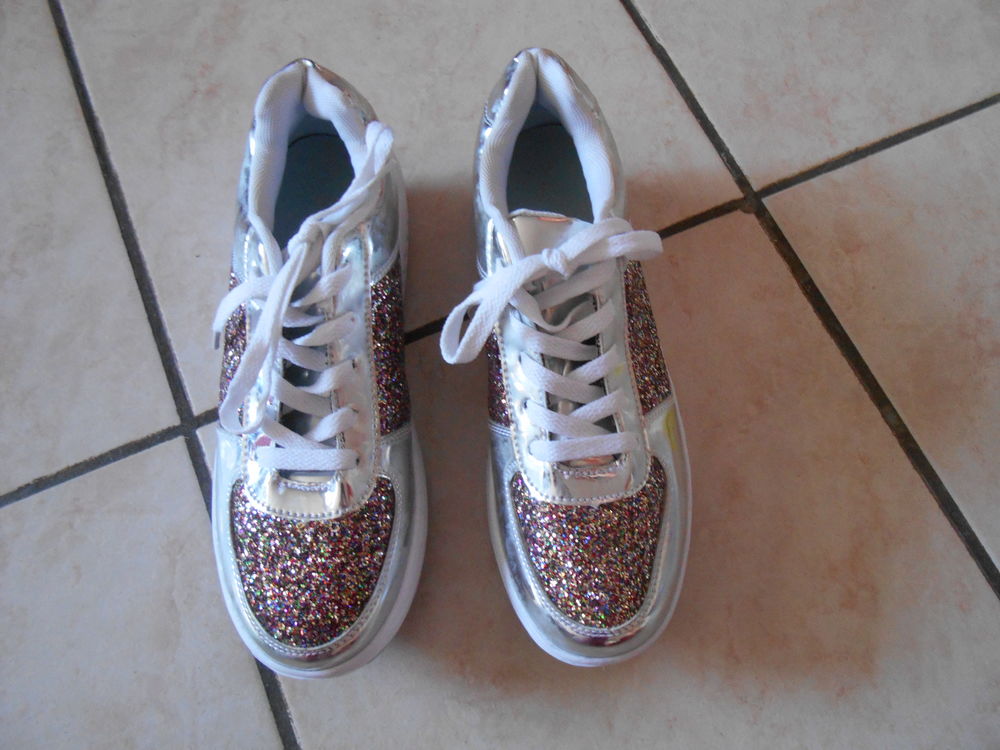 BASKETS FEMMES Chaussures