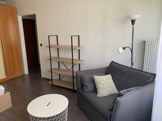  Appartement à louer 2 pièces 28 m²