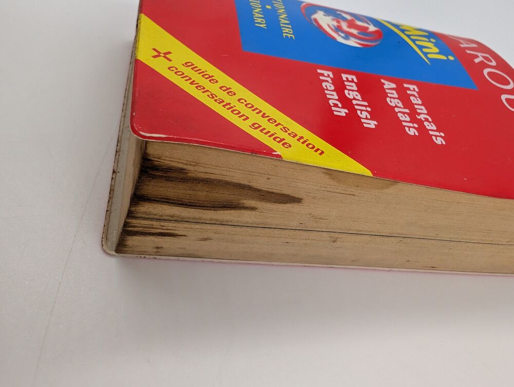 Livre Mini Dictionnaire Larousse Fran&ccedil;ais / Anglais (tach&eacute;) Livres et BD