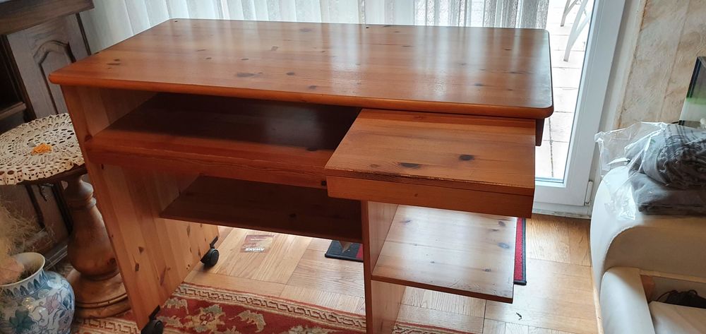 Bureau en pin massif Meubles