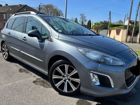 Peugeot 308 SW 1.6 e-HDi 112ch FAP Féline
