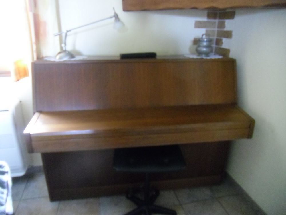 Piano Rippen droit bois Instruments de musique