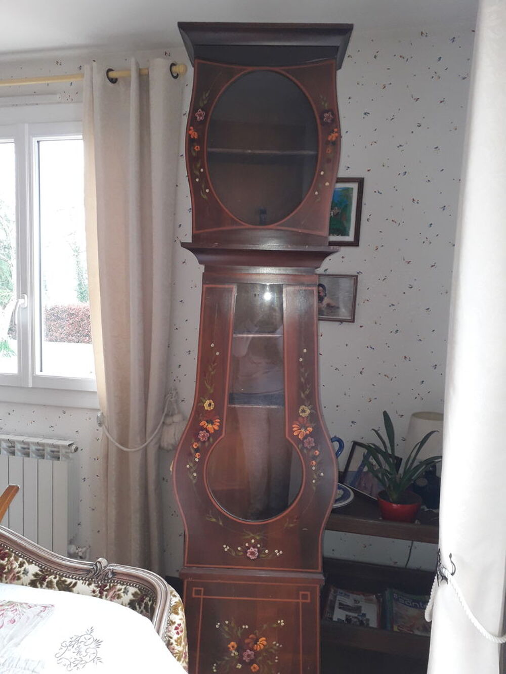 un meuble de pendule comtoise Meubles