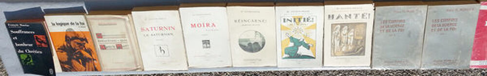 17 ouvrages religieux, anciens et actuels Livres et BD