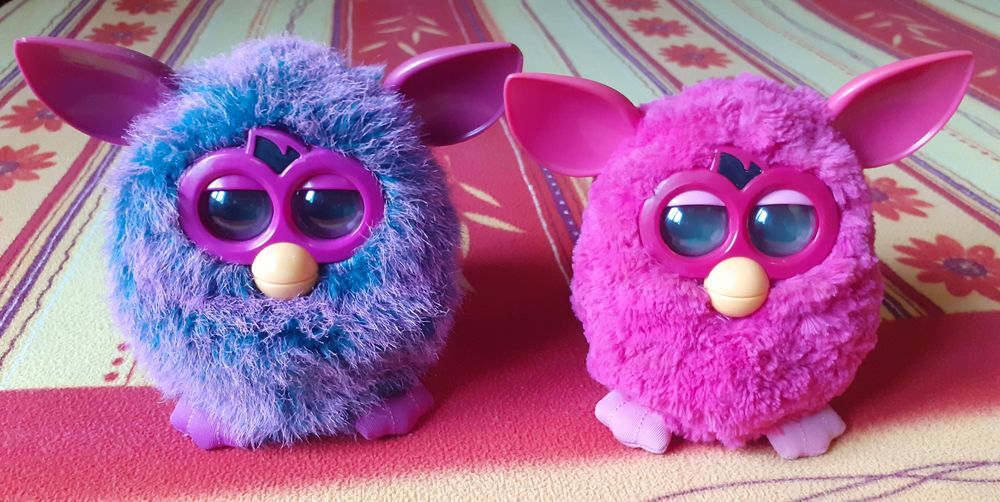 FURBY interactifs (&agrave; l'unit&eacute; o&ugrave; par lots de deux) Jeux / jouets