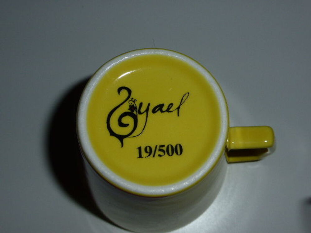 Mug jaune Yael Edition Limit&eacute;e 19/500 Lipton Cuisine