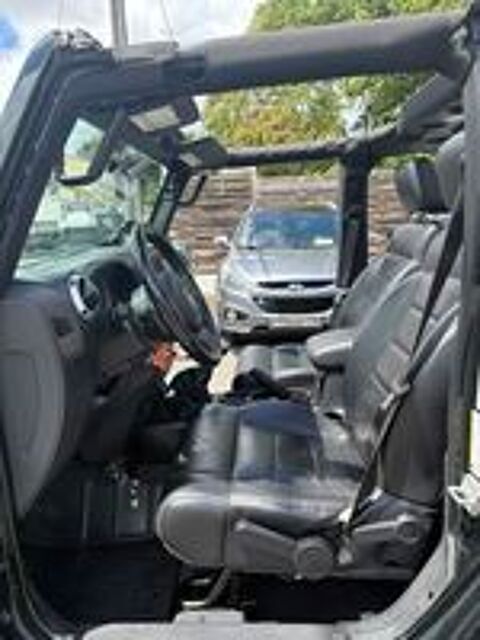 Wrangler 2.8 CRD 200 Unlimited Sport 2012 occasion 33560 Carbon-Blanc