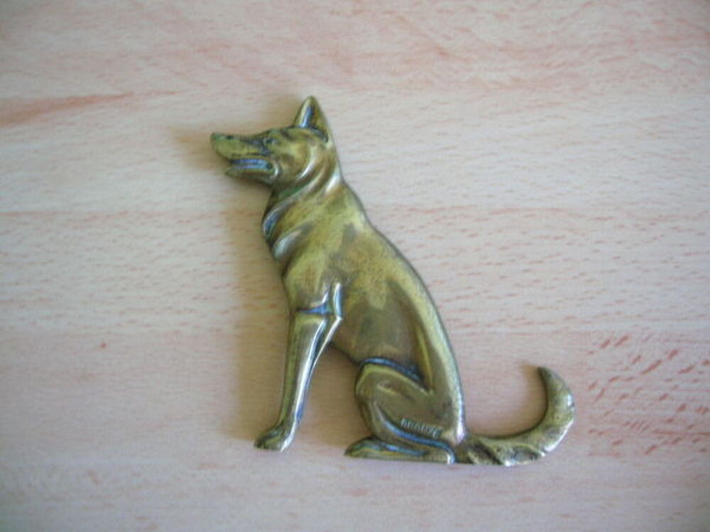 CHIEN LOUP BRONZE Décoration