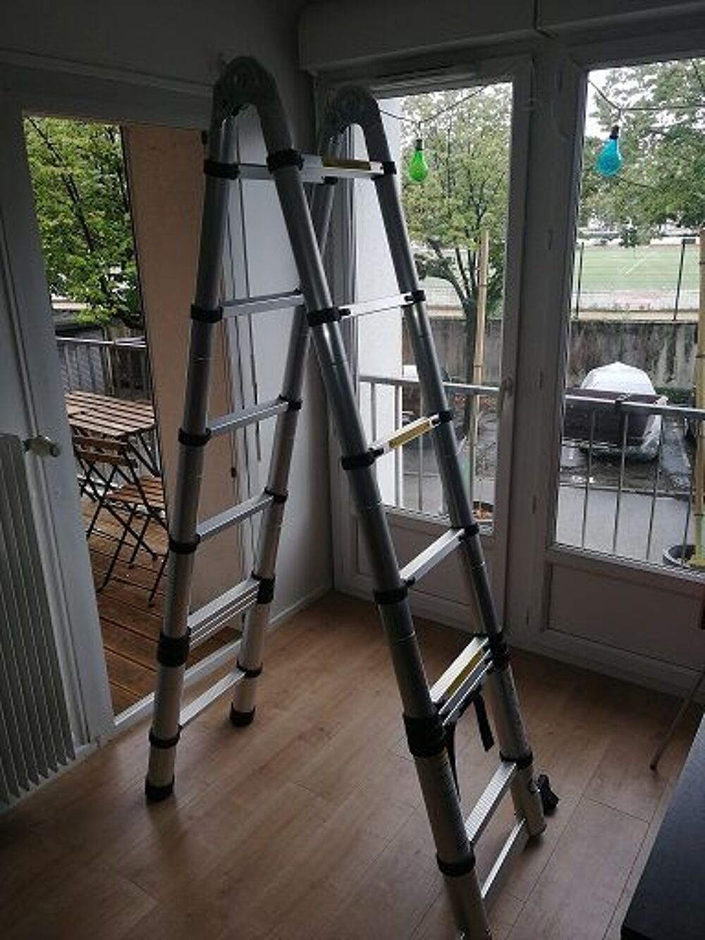 Echelle Escabeau telescopique 5metres Bricolage