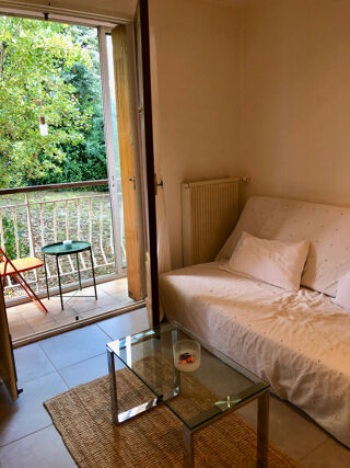  Appartement à louer 1 pièce 22 m² Aix-en-provence